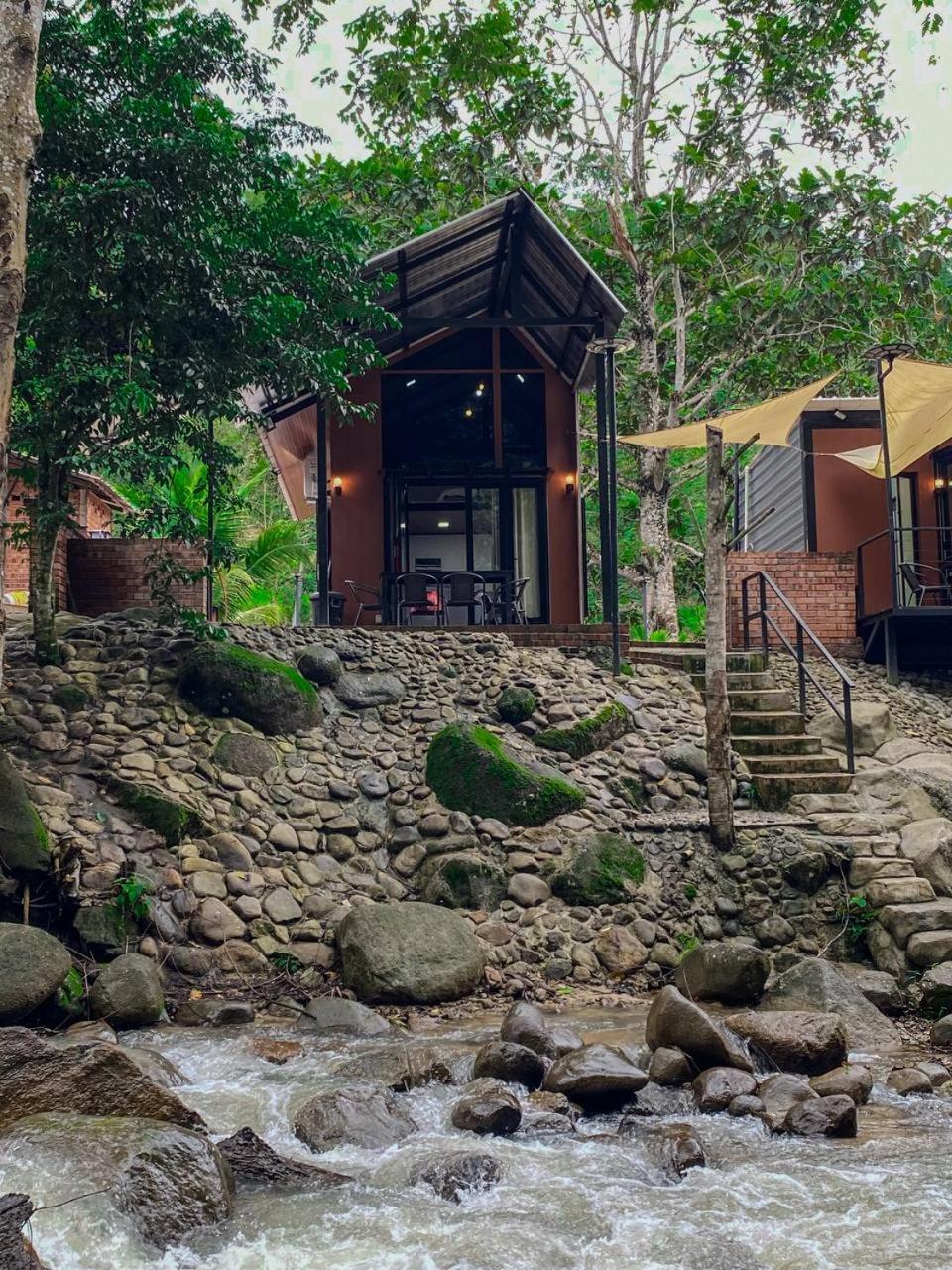 Casa Damai Janda Baik - Riverview Tiny House Bentong Exterior photo